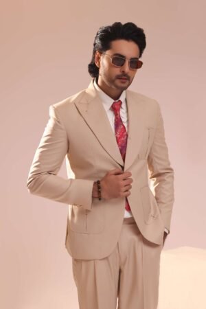Ivory Cream Suit With a Wide Peak Lapel
