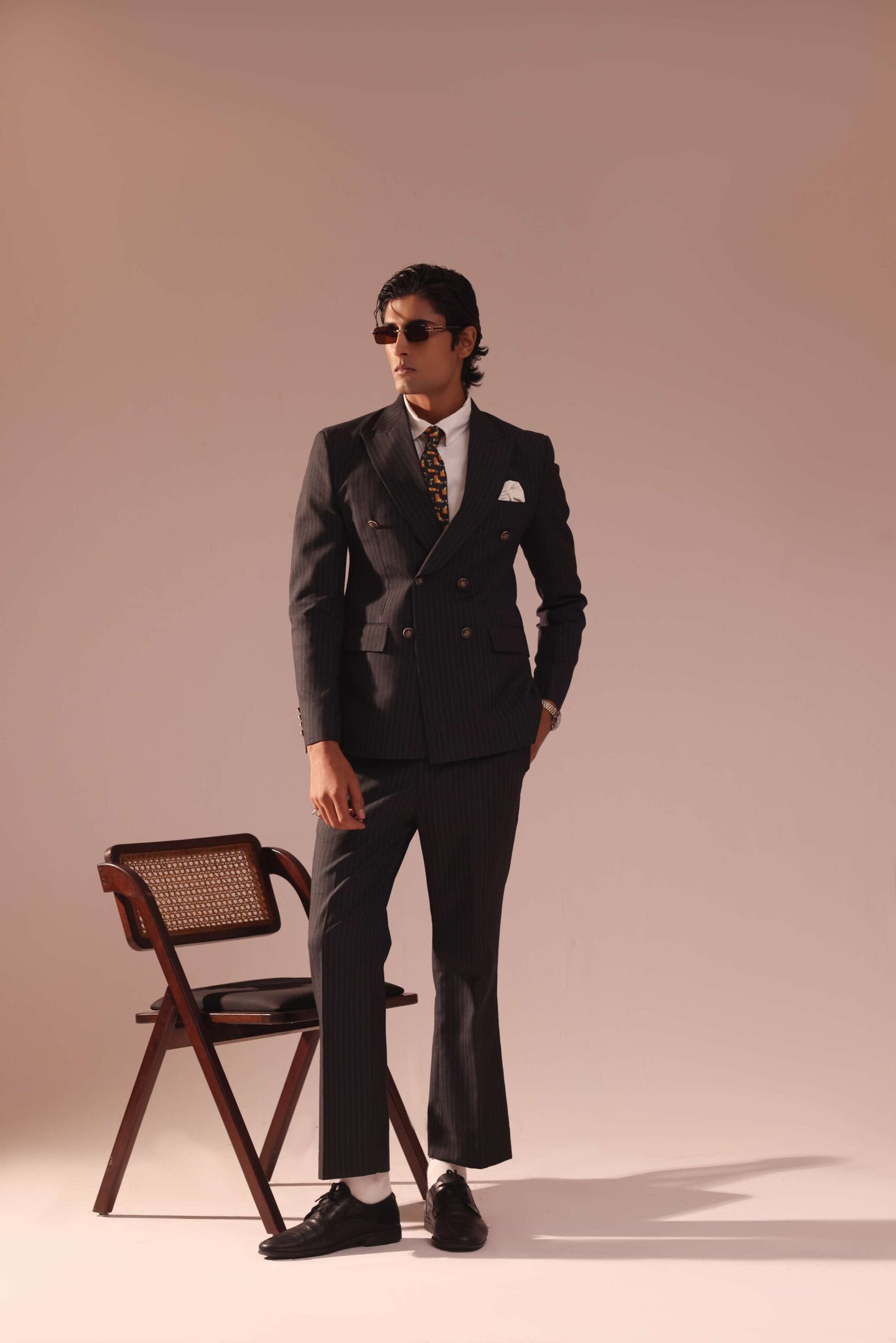 Charcoal Pin Stripes Double Breasted Suit With Peak Lapel - Image 5